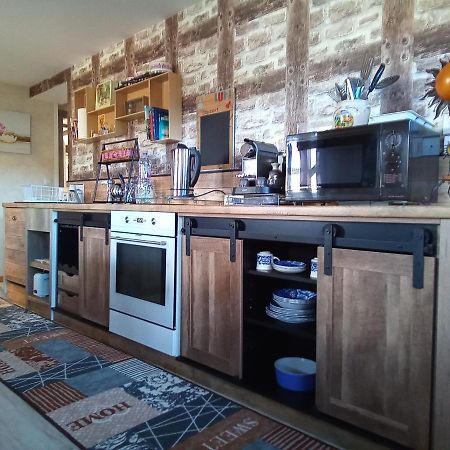 Logement De Charme Coinches Екстериор снимка