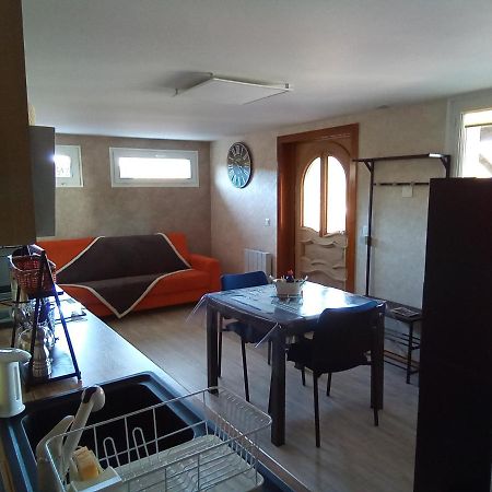 Logement De Charme Coinches Екстериор снимка